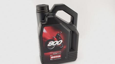 MOTUL 800 2T Premix 2 Stroke 100% Synthetic Ester 4L