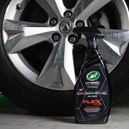Turtle Wax Hybrid Solutions Pro Graphene Infused Flex Wax 680ml - 102375