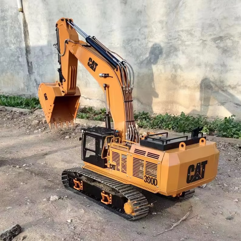 Small Crawler Remote Control Excavator Mini Excavator 0.8 Ton Remote Control Mini Excavator Home Digger