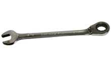 Load image into Gallery viewer, 15/16" Reversible Gear Ratchet Wrench (12 Point)