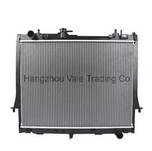 Load image into Gallery viewer, IZ-DM-RAD-04 High Quality Aluminium Radiator for Isuzu D-MAX 2012-2018