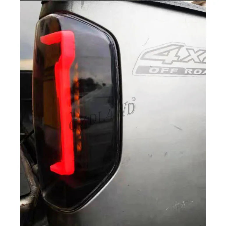 GZDL4WD Wholesale Car Parts Rear Light Tail Light for Navara D40 2005-2014