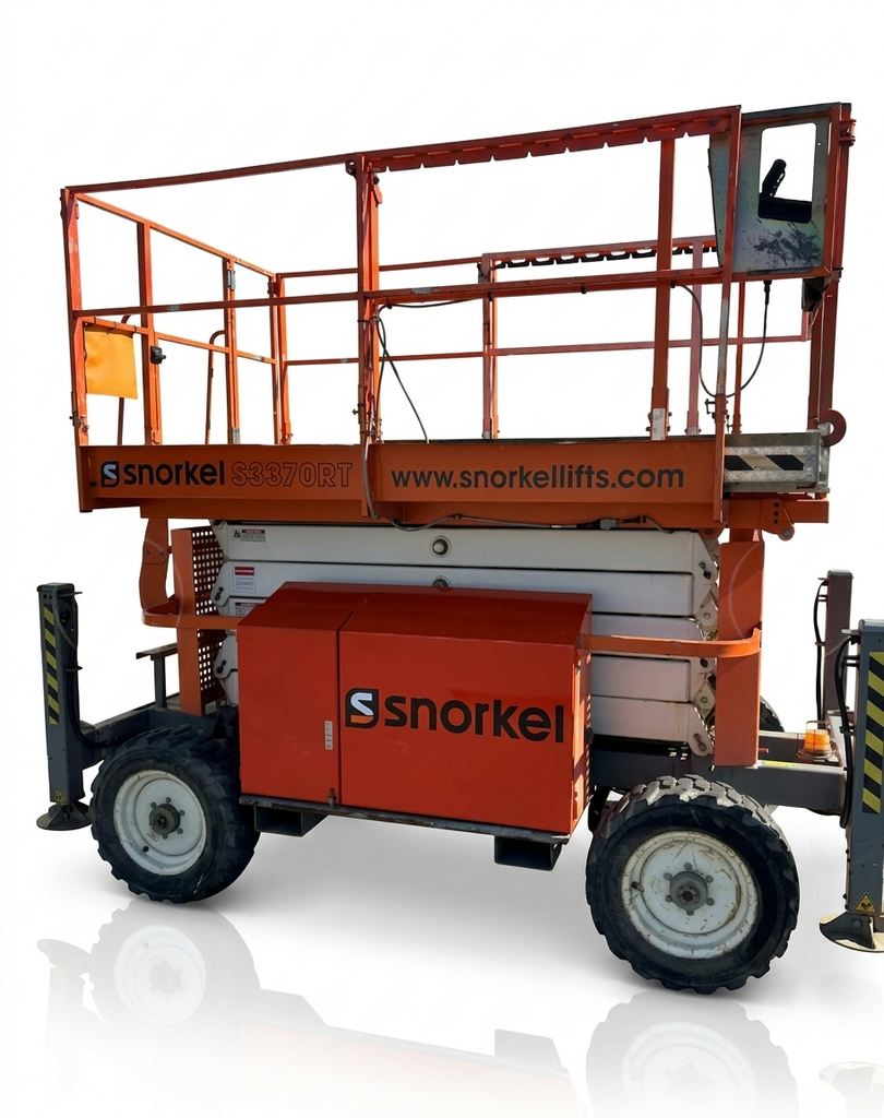 2016 Snorkel 3370RT Rough Terrain Scissor Lift