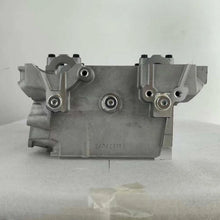 Load image into Gallery viewer, LE5 Engine Cylinder Head 12605265 Bare Cylinder Head for Chevrolet Captiva Opel Buick Regal Larcosse GL8 Auto Engine Systems