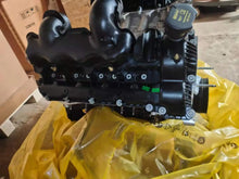 Load image into Gallery viewer, Land Rover BMW Jaguar 448DT 4.4L Turbo Engine Assembly for 6 Cylinder Fuel Type (Remanufactured) - photo 5