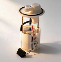 Load image into Gallery viewer, Toyota Corolla Sedan 2013–2019 1.8 VVT-i Fuel Pump 7702002410 7702002411