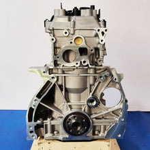 Load image into Gallery viewer, Auto Engine Assembly QR25 4JM QR25DE 2.5L Petrol Motor Long Block for Nissan Navara D40 D23 NP300 Frontier Pickup