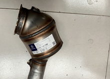 Load image into Gallery viewer, Mercedes-Benz Catalytic Converter  2741401708 Mercedes-Benz Catalytic Converter M274 Petrol Engine Euro 6 Stainless Steel Ceramic Exhaust Catalyst for C-Class W205 E-Class W212 W213