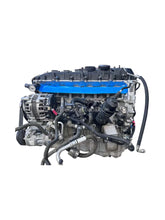 Load image into Gallery viewer, BMW B58B30A 3.0L Engine Assembly for 3 Series 5 Series 7 Series (Used) - photo 5