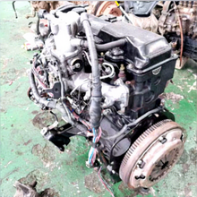Load image into Gallery viewer, AP-HV-1600750031104-12 Toyota Hilux Japanese Second-Hand 5L Engine Assembly