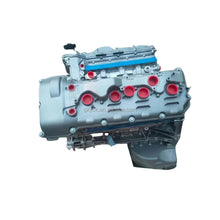 Load image into Gallery viewer, BMW S65 S65B40A 4.0L Engine Assembly for E93 Convertible M3 (Remanufactured) - photo 3