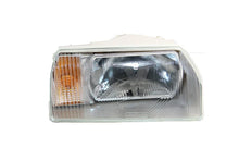 Load image into Gallery viewer, Skoda / VW Jetta Rear Tail Light Assembly 115920050 / 115920051