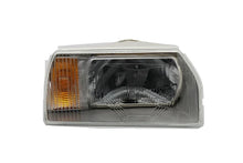 Load image into Gallery viewer, Skoda / VW Jetta Rear Tail Light Assembly 115920050 / 115920051