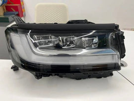Triple lens LED headlight assembly for Toyota Land Cruiser LC300 2021+ with three projector lenses