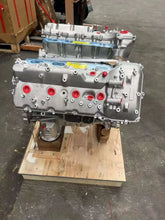 Load image into Gallery viewer, Toyota Lexus 1UR-FE 4.6L Bare Engine Assembly for Land Cruiser (New) - photo 4