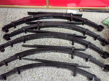 Load image into Gallery viewer, YZQ-48210-60B80 Toyota Land Cruiser 79 Rear Leaf Spring Assembly (48210-60B80)