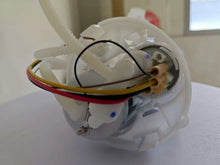 Load image into Gallery viewer, Audi In-Tank Fuel Pump Assembly 4M0919180 1701