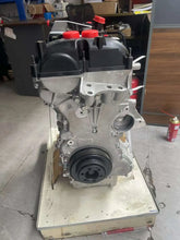 Load image into Gallery viewer, Land Rover Jaguar 204PT 2.0L Turbo Long Block Engine for Discovery Sport EVOQUE F-PACE XF (New) - photo 6