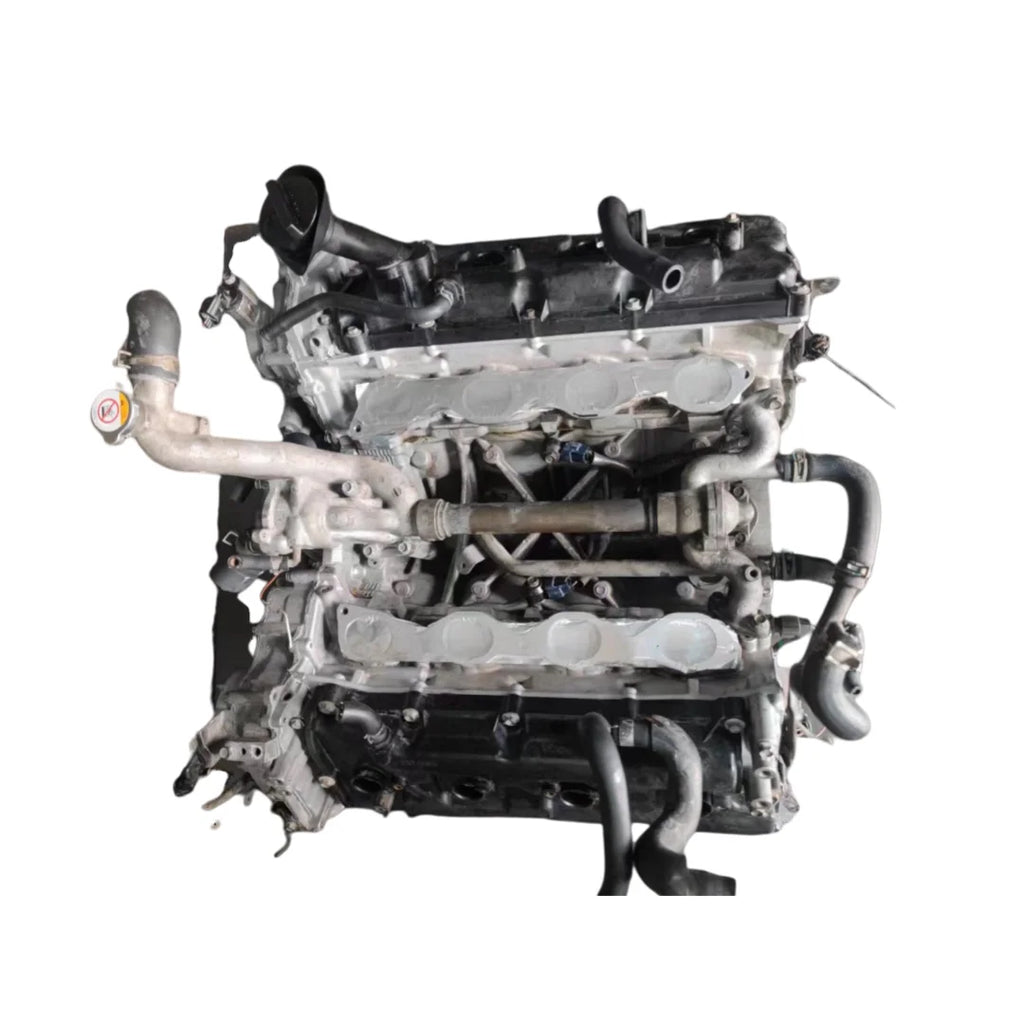 Nissan Infiniti VK45DE 4.5L Engine Assembly for Q45 M45 GT-R Altima NV (Used) - photo 4