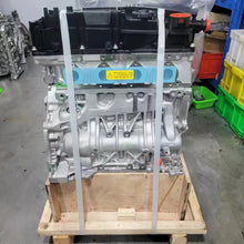 Load image into Gallery viewer, BMW N47 N47D20 N47D20A 2.0L Turbo Long Block Engine for 118d Chassis F20 (Remanufactured) - photo 3