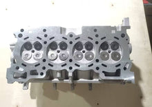 Load image into Gallery viewer, MR18 MR18DE Aluminum Alloy Engine Cylinder Head 11040-EE00A 11040-ED80A Bare Cylinder Head for Nissan Tiida Livina 1.8L