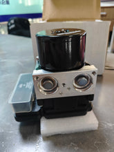 Load image into Gallery viewer, Volkswagen Jetta Passat Beetle ABS Pump Hydraulic Control Unit 1K0614517 EK BEF