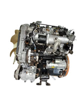 Load image into Gallery viewer, Kia D4CB 2.5L Engine Assembly for Sorento (Used) - photo 3