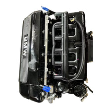 Load image into Gallery viewer, BMW M54 M54B30 3.0L Engine Assembly for 330i 530i X5 (Used) - photo 6