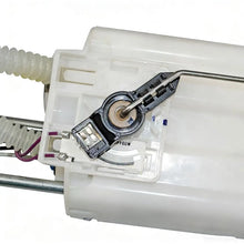 Load image into Gallery viewer, Holden Adventra VZ / Chevrolet Lumina &amp; Caprice Fuel Pump Assembly 92181802 92181830