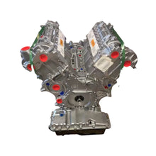Load image into Gallery viewer, Mercedes-Benz 642 M642 3.0L Turbo Engine Assembly (Used) - photo 2