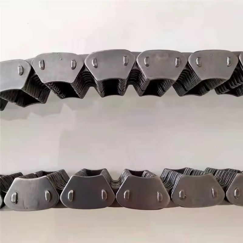 Mitsubishi 4WD transfer chain close-up