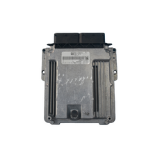 Load image into Gallery viewer, New Accessories apply to Edge Taurus Explorer Engine Computer Board M8D2-14C568-FA 0261S100JU ECU Control Unit