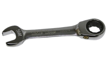 Load image into Gallery viewer, Stubby Gear Ratchet Wrench 7/16" (12 Point)