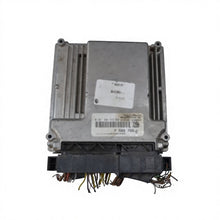 Load image into Gallery viewer, Second Hand High Quality Car Dismantling Parts Engine Computer Board E87 E81 E82 E88 E93 ECU 0621S04522 7589705-01
