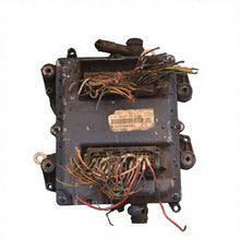 Load image into Gallery viewer, Second Hand Used Heavy Duty Truck Concrete Mixer Truck ECU BoschEDC7 High Quality for Replacement/Repair