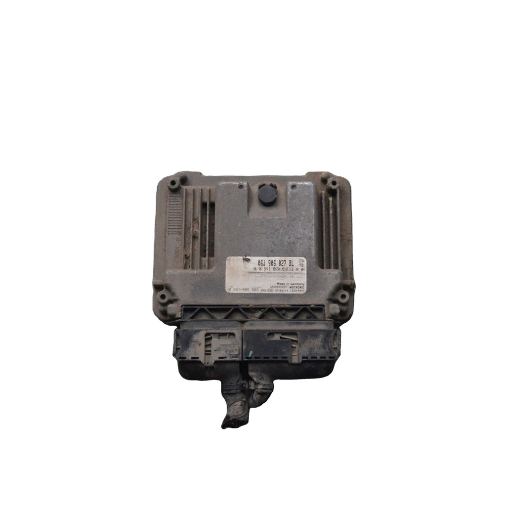 Used ECU Engine Computer Board for BORA Jetta Superb OE 06J906027BL MED17.5.2